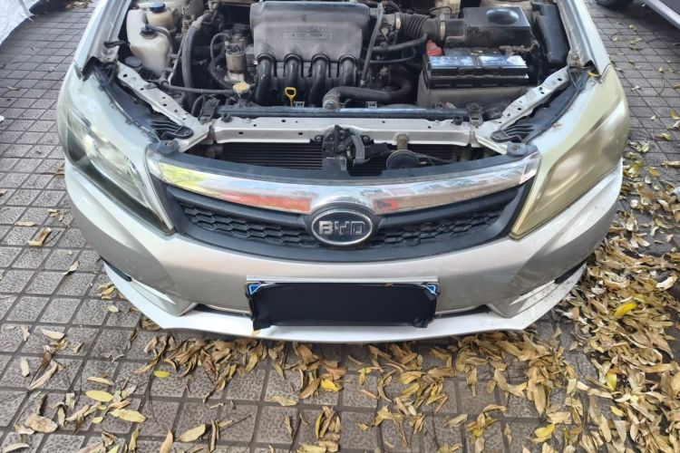 Used BYD F3 2015 Energy-Efficient Model 1.5L Manual Comfort Edition Engine Bay