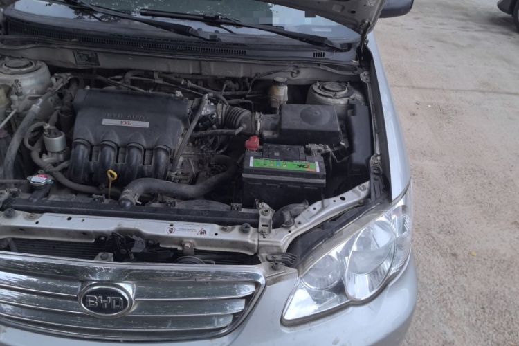 Used BYD F3 2015 Energy-Efficient Model 1.5L Manual Comfort Edition Engine Bay Left
