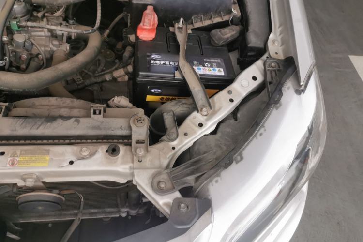 Used BYD F3 2015 Energy-Efficient Model 1.5L Manual Comfort Edition Engine Bay Left