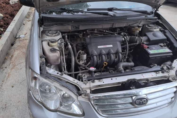 Used BYD F3 2015 Energy-Efficient Model 1.5L Manual Comfort Edition Engine Bay Right