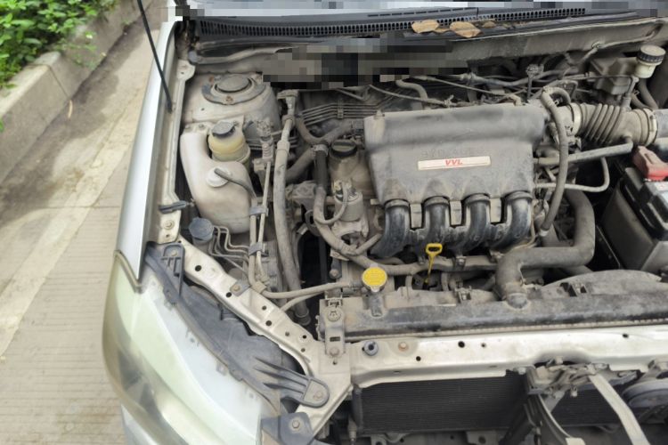 Used BYD F3 2015 Energy-Efficient Model 1.5L Manual Comfort Edition Engine Bay Right