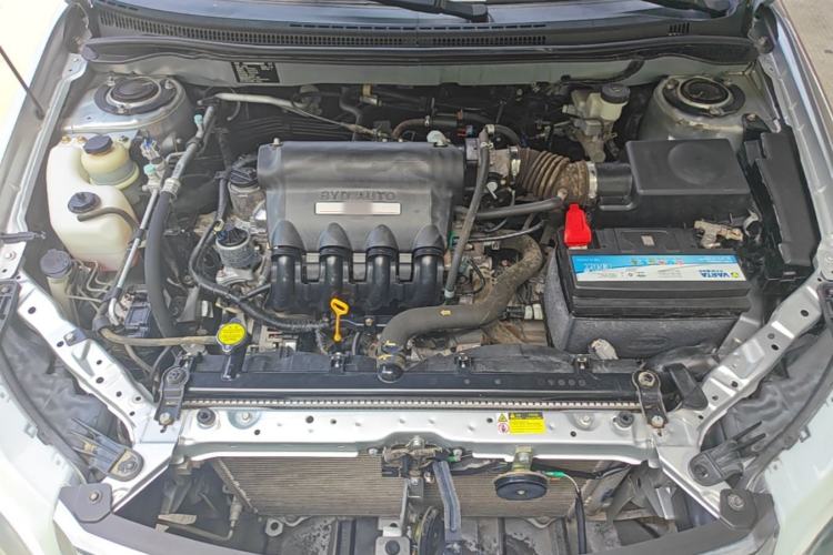 Used BYD F3 2015 Energy-Efficient Model 1.5L Manual Comfort Edition Engine Bay