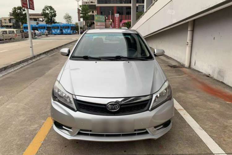 Used BYD F3 2015 Energy-Saving Edition 1.5L Automatic Luxury Model Exterior 1