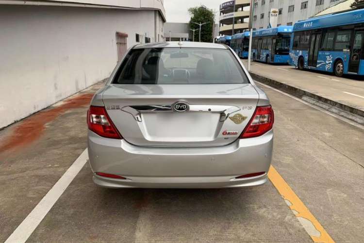Used BYD F3 2015 Energy-Saving Edition 1.5L Automatic Luxury Model Exterior 4