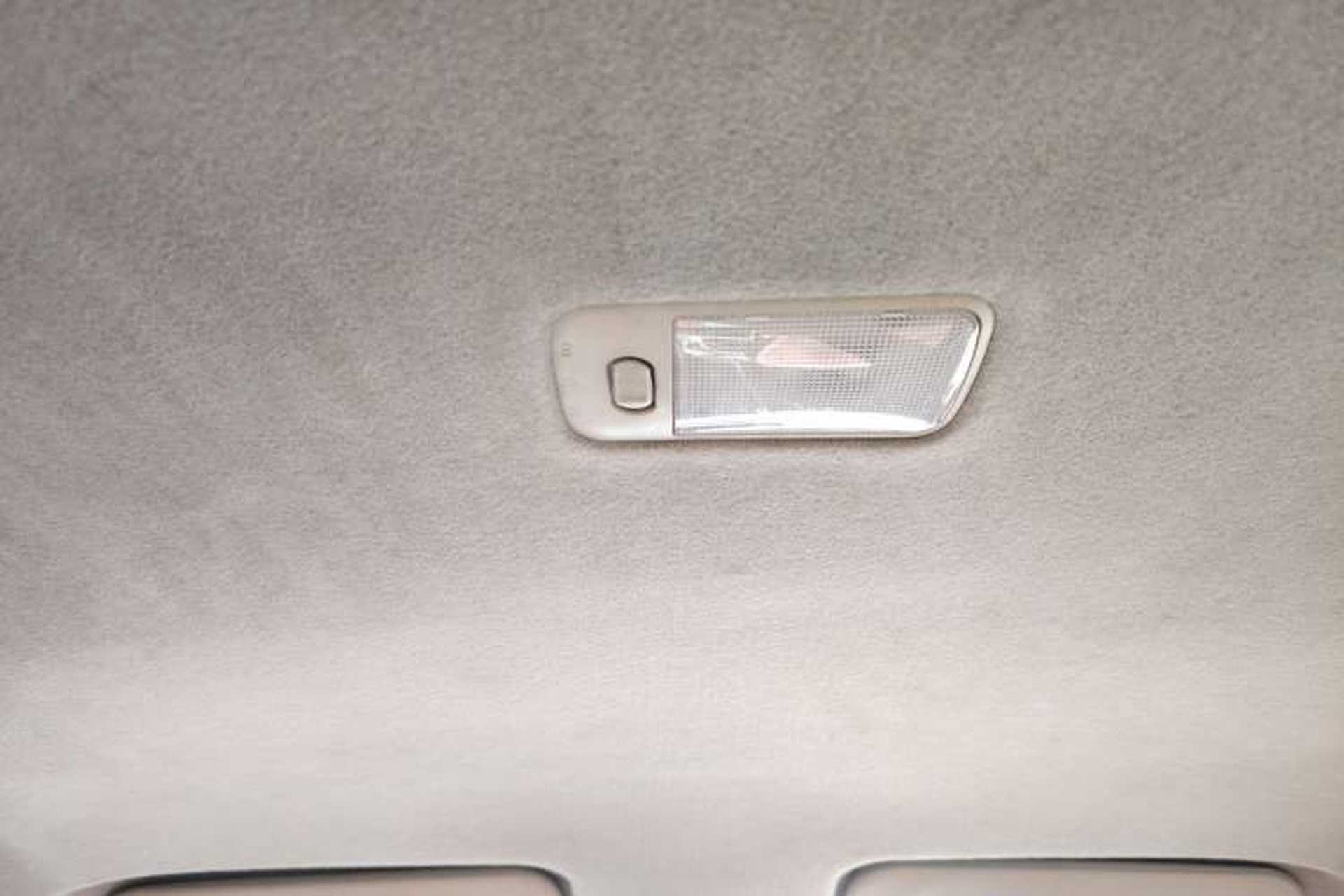 Used BYD F3 2015 Energy-Efficient Model 1.5L Manual Comfort Edition Headliner