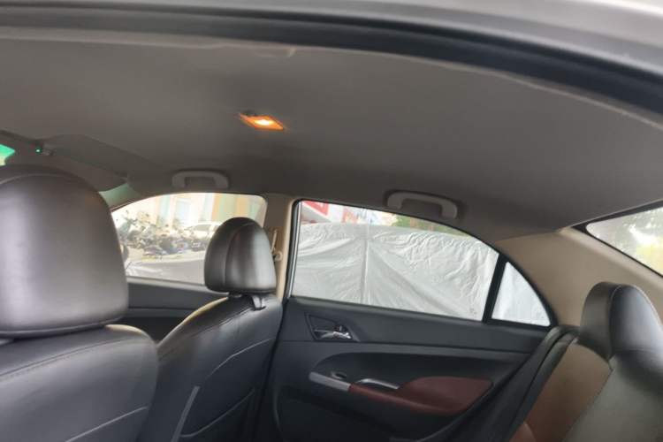 Used BYD F3 2015 Energy-Efficient Model 1.5L Manual Comfort Edition Headliner