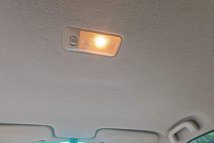 Used BYD F3 2015 Energy-Efficient Model 1.5L Manual Comfort Edition Headliner