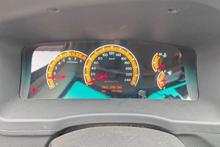 Used BYD F3 2015 Energy-Efficient Model 1.5L Manual Comfort Edition Instrument Cluster