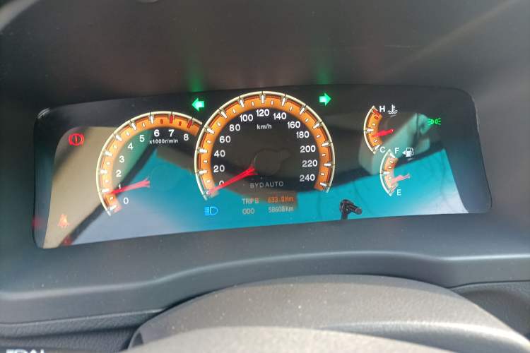 Used BYD F3 2015 Energy-Saving Edition 1.5L Manual Luxury Model Instrument Cluster