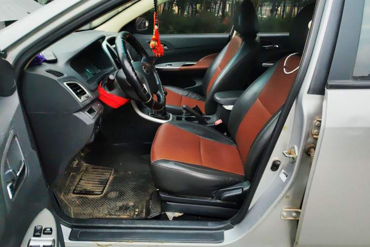 Used BYD F3 2015 Energy-Saving Edition 1.5L Manual Luxury Model Left Front Seat