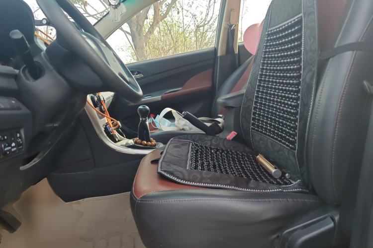 Used BYD F3 2015 Energy-Saving Edition 1.5L Manual Luxury Model Left Front Seat