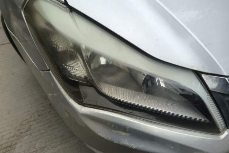 Used BYD F3 2015 Energy-Efficient Model 1.5L Manual Comfort Edition Right Front Headlight