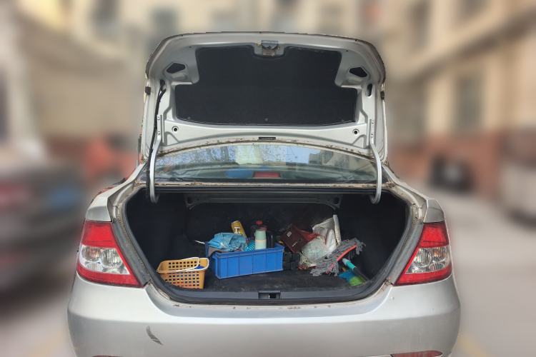 Used BYD F3 2015 Energy-Efficient Model 1.5L Manual Comfort Edition Trunk