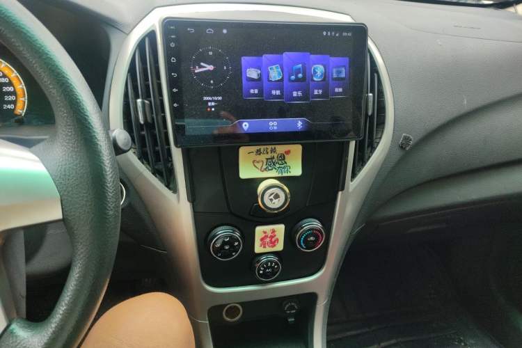 Used BYD F3 2015 Energy-Saving Edition 1.5L Manual Luxury Model Audio And AC Panel