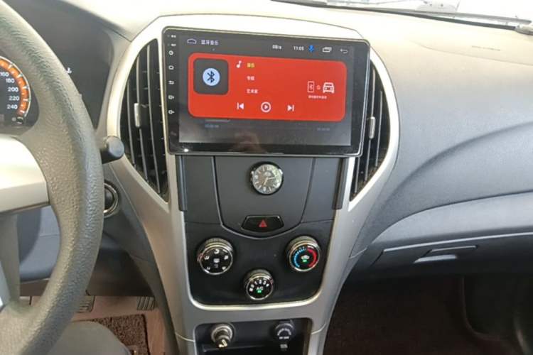 Used BYD F3 2015 Energy-Saving Edition 1.5L Manual Luxury Model Audio And AC Panel