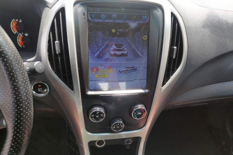 Used BYD F3 2015 Energy-Efficient Model 1.5L Manual Comfort Edition Audio And AC Panel