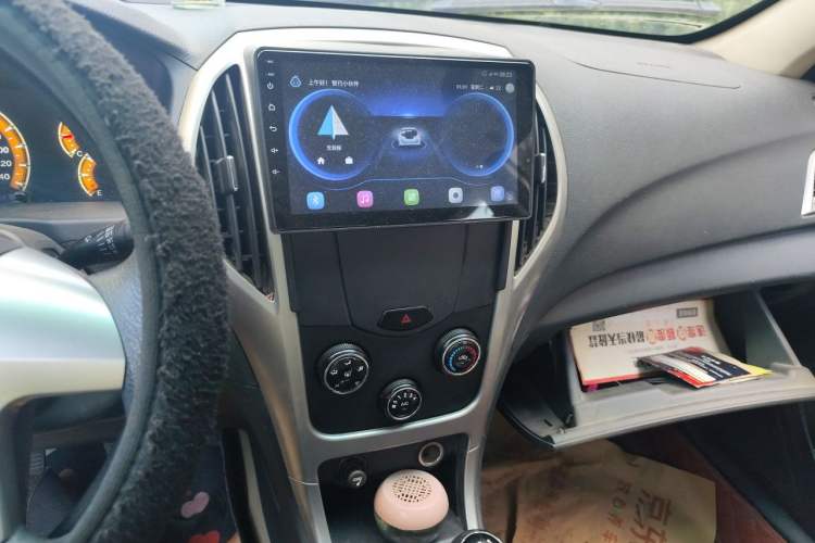 Used BYD F3 2015 Energy-Saving Edition 1.5L Manual Luxury Model Audio And AC Panel