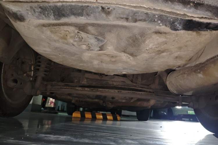 Used BYD F3 2015 Energy-Saving Edition 1.5L Manual Luxury Model Chassis Rear