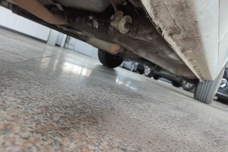 Used BYD F3 2015 Energy-Efficient Model 1.5L Manual Comfort Edition Chassis Rear Right
