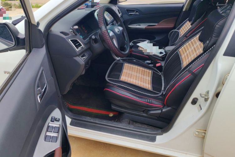 Used BYD F3 2015 Energy-Saving Edition 1.5L Manual Luxury Model Driver Seat