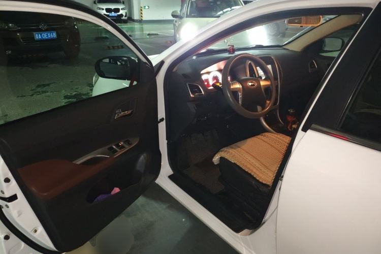 Used BYD F3 2015 Energy-Saving Edition 1.5L Manual Luxury Model Driver Seat
