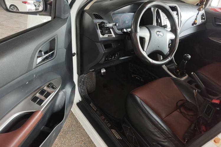 Used BYD F3 2015 Energy-Efficient Model 1.5L Manual Comfort Edition Driver Seat