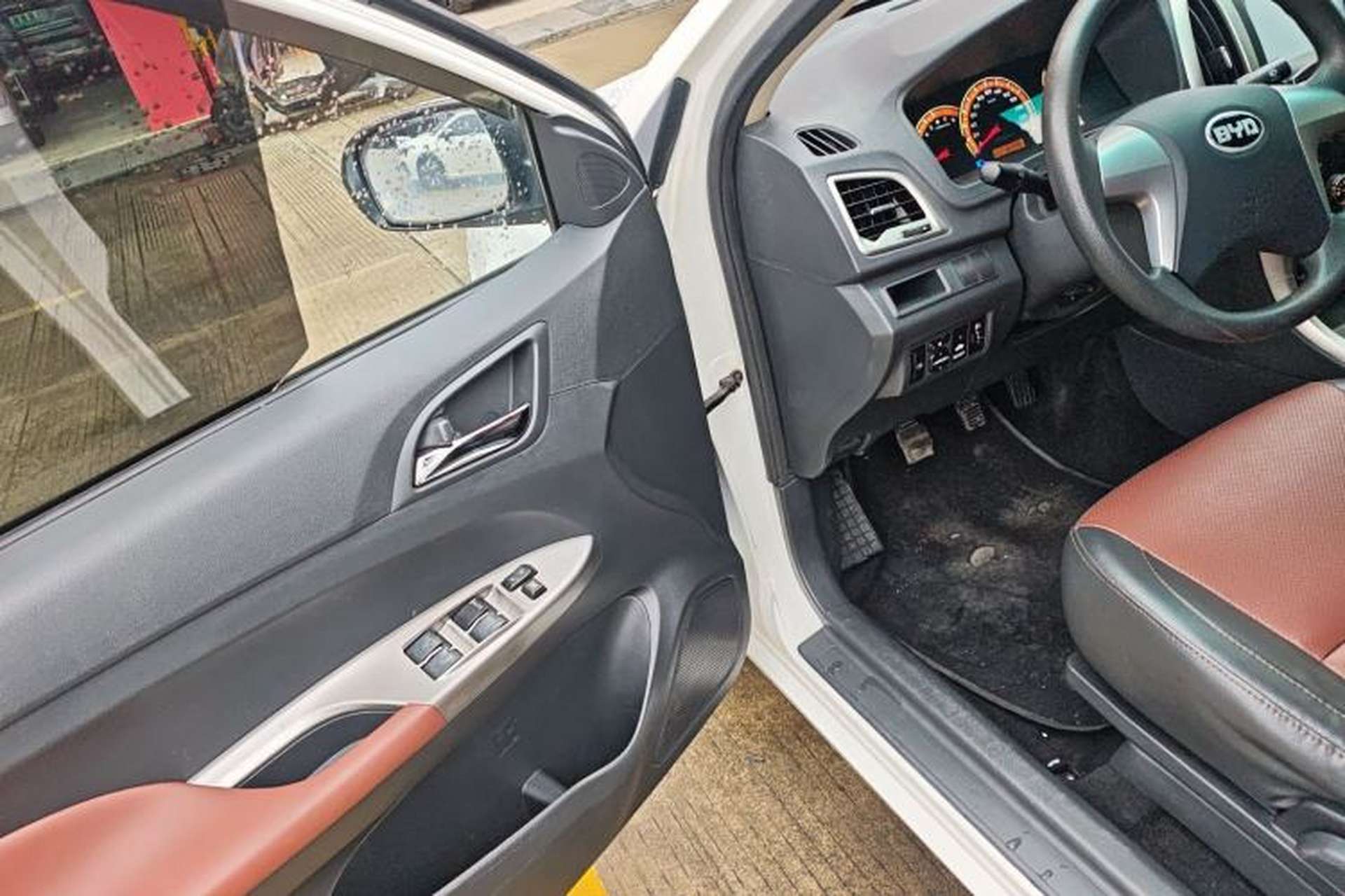 Used BYD F3 2015 Energy-Efficient Model 1.5L Manual Comfort Edition Driver Seat