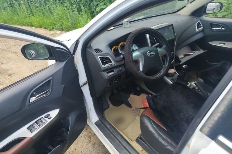 Used BYD F3 2015 Energy-Saving Edition 1.5L Manual Luxury Model Driver Seat