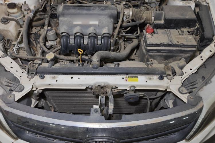Used BYD F3 2015 Energy-Saving Edition 1.5L Manual Luxury Model Engine Bay
