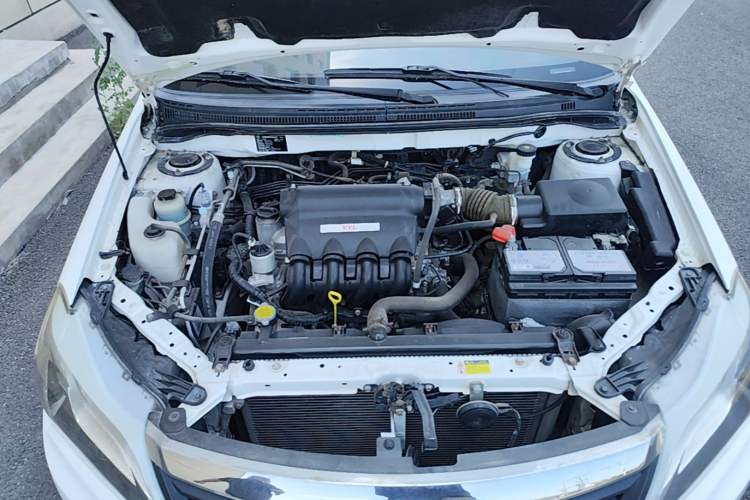Used BYD F3 2015 Energy-Saving Edition 1.5L Manual Luxury Model Engine Bay