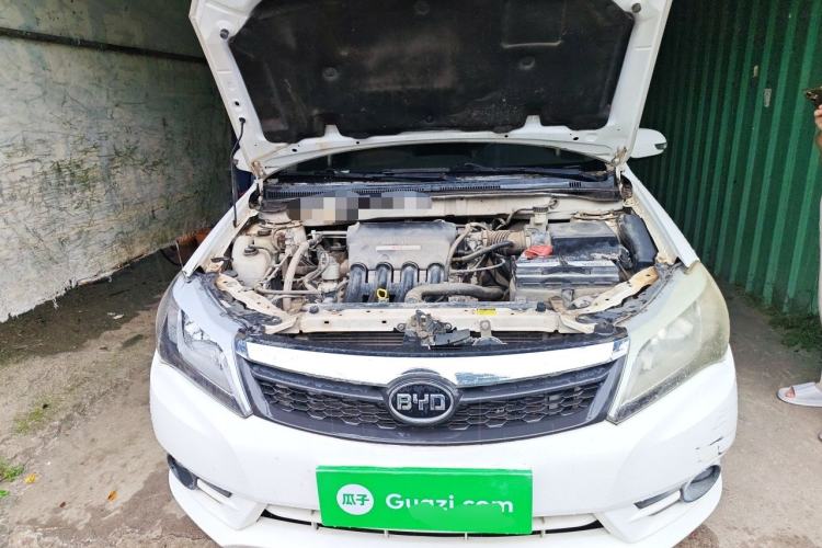 Used BYD F3 2015 Energy-Saving Edition 1.5L Manual Luxury Model Engine Bay