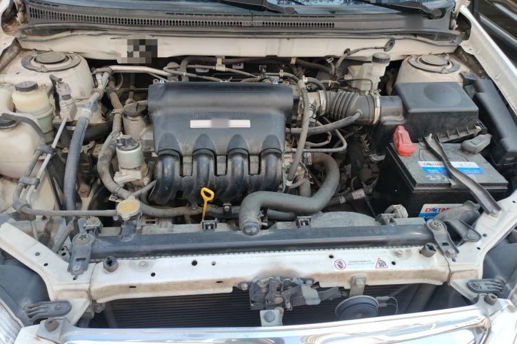 Used BYD F3 2015 Energy-Efficient Model 1.5L Manual Comfort Edition Engine Bay