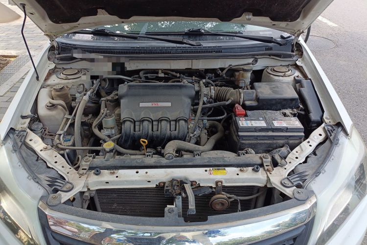 Used BYD F3 2015 Energy-Saving Edition 1.5L Manual Luxury Model Engine Bay