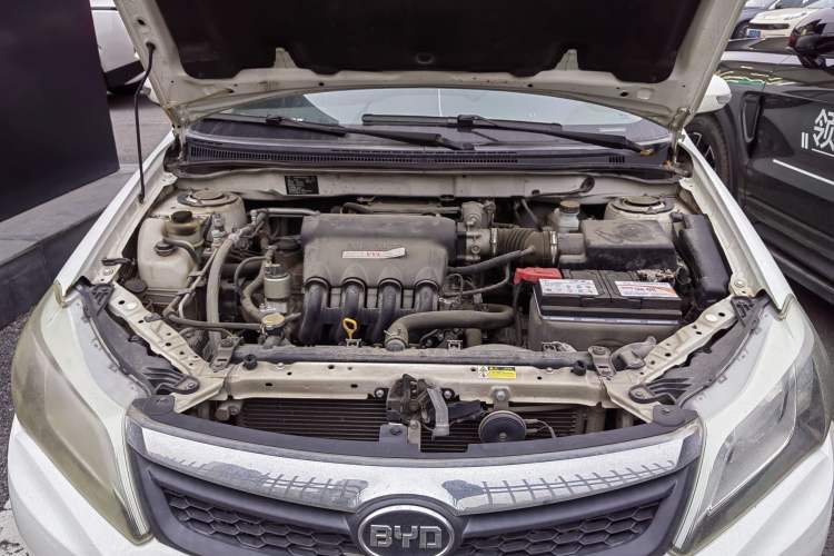Used BYD F3 2015 Energy-Saving Edition 1.5L Automatic Luxury Model Engine Bay