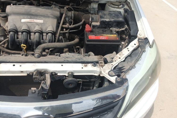 Used BYD F3 2015 Energy-Saving Edition 1.5L Manual Luxury Model Engine Bay Left