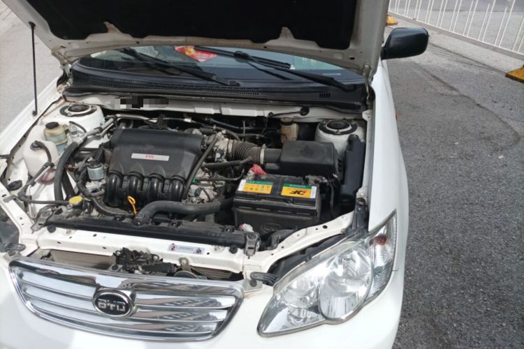 Used BYD F3 2015 Energy-Efficient Model 1.5L Manual Comfort Edition Engine Bay Left