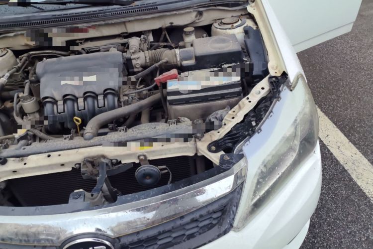 Used BYD F3 2015 Energy-Saving Edition 1.5L Automatic Luxury Model Engine Bay Left