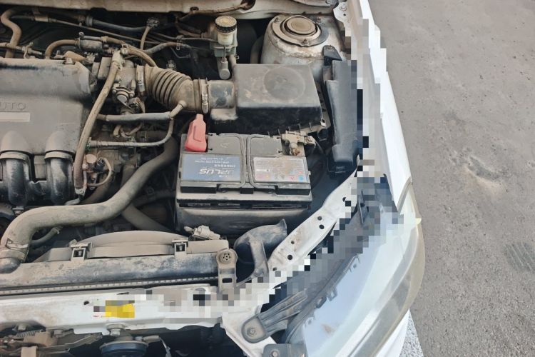 Used BYD F3 2015 Energy-Efficient Model 1.5L Manual Comfort Edition Engine Bay Left