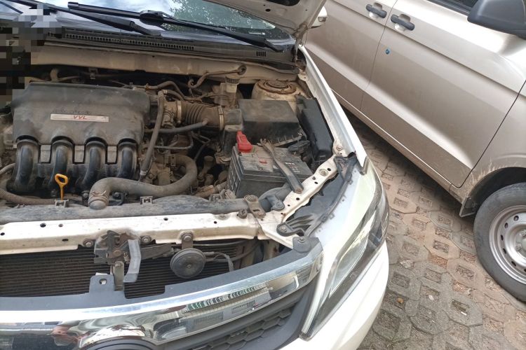 Used BYD F3 2015 Energy-Efficient Model 1.5L Manual Comfort Edition Engine Bay Left