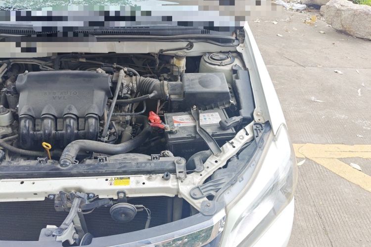 Used BYD F3 2015 Energy-Efficient Model 1.5L Manual Comfort Edition Engine Bay Left