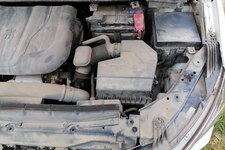 Used BYD F3 2015 Energy-Saving Edition 1.5L Automatic Prestige Model Engine Bay Left