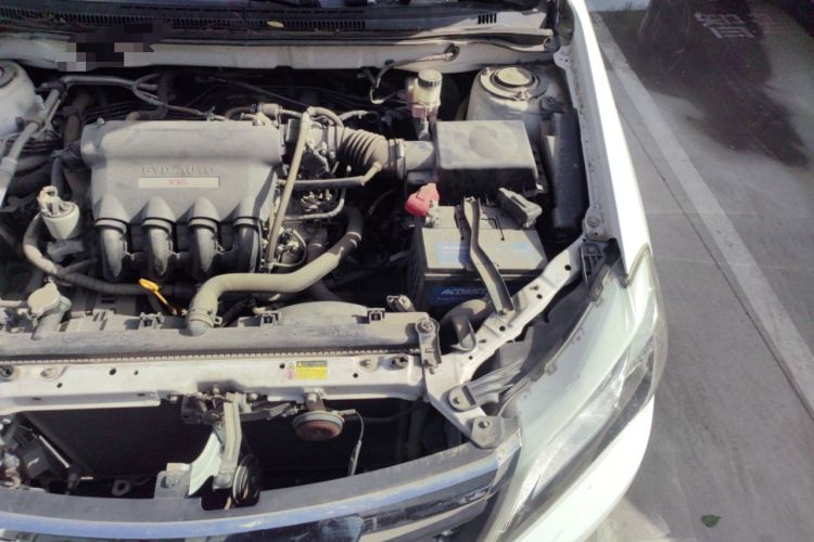 Used BYD F3 2015 Energy-Saving Edition 1.5L Manual Luxury Model Engine Bay Left