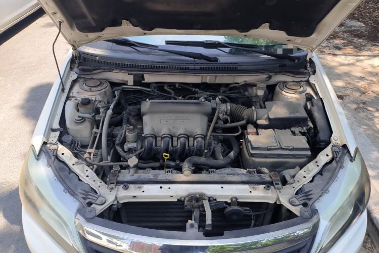 Used BYD F3 2015 Energy-Saving Edition 1.5L Manual Luxury Model Engine Bay