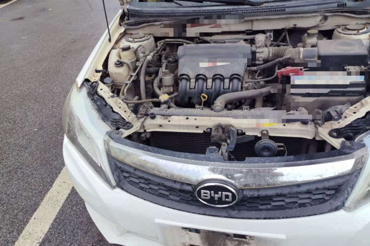 Used BYD F3 2015 Energy-Saving Edition 1.5L Automatic Luxury Model Engine Bay Right