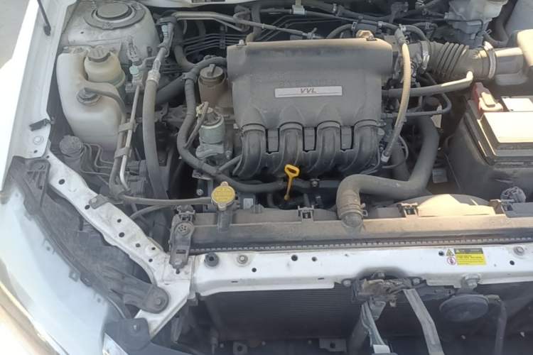 Used BYD F3 2015 Energy-Efficient Model 1.5L Manual Comfort Edition Engine Bay Right