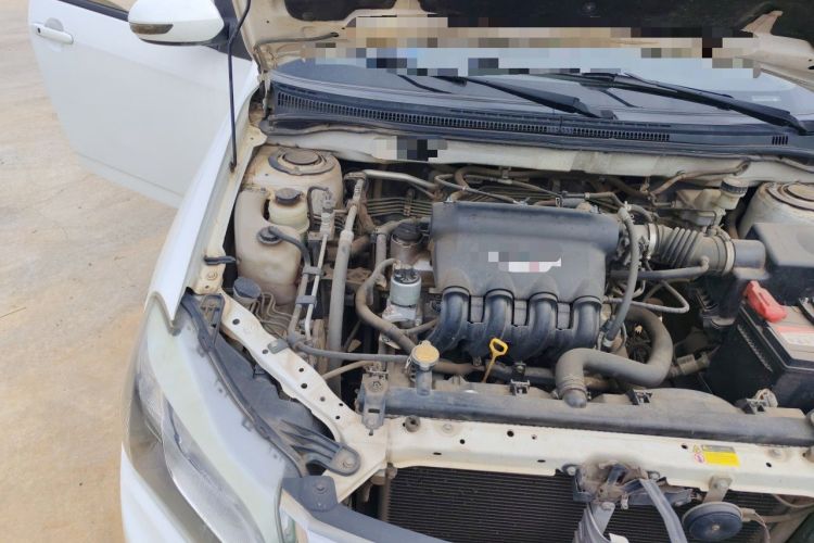 Used BYD F3 2015 Energy-Saving Edition 1.5L Manual Luxury Model Engine Bay Right