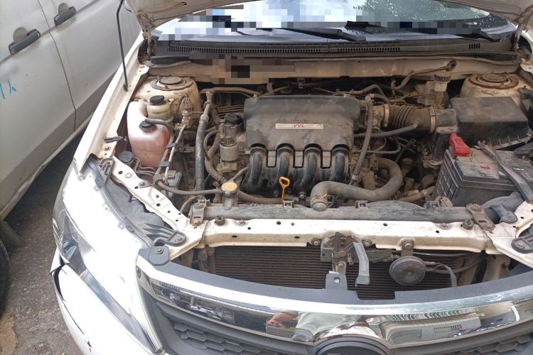 Used BYD F3 2015 Energy-Efficient Model 1.5L Manual Comfort Edition Engine Bay Right