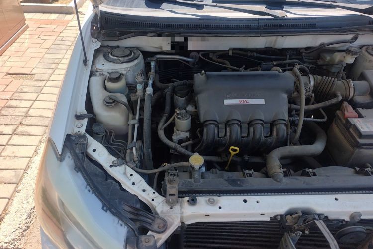 Used BYD F3 2015 Energy-Saving Edition 1.5L Manual Luxury Model Engine Bay Right