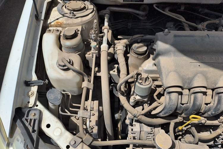 Used BYD F3 2015 Energy-Saving Edition 1.5L Manual Luxury Model Engine Bay Right