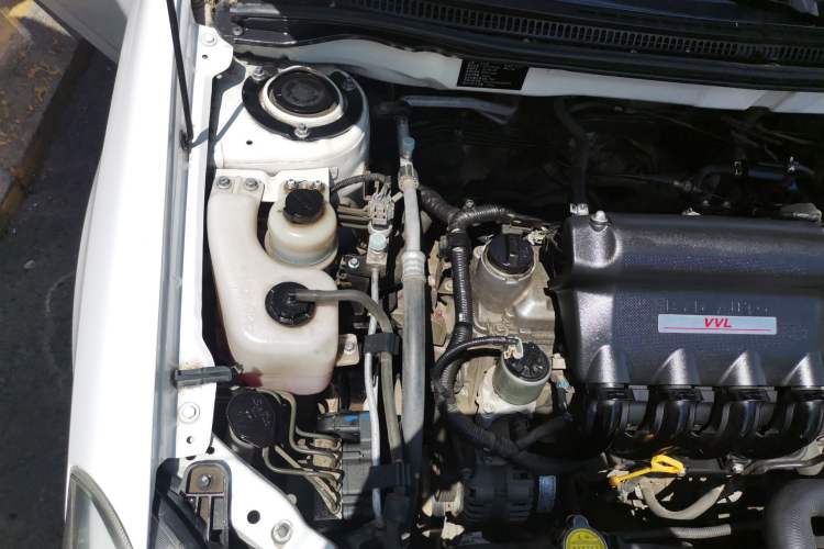 Used BYD F3 2015 Energy-Efficient Model 1.5L Manual Comfort Edition Engine Bay Right